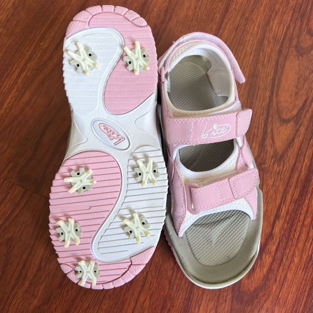 Bite golf shoes